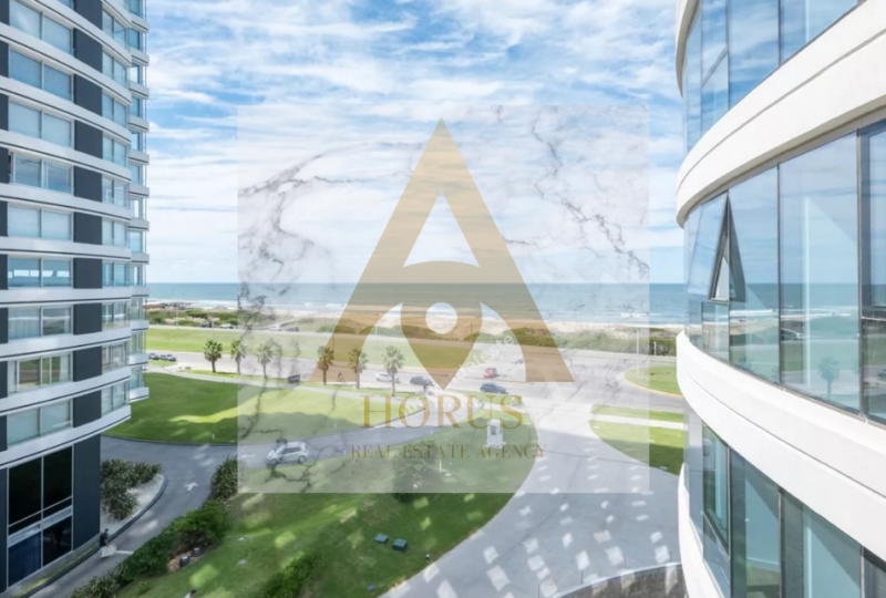 Apartamentos de lujo con vistas al mar en zonas residenciales modernas en Costa del Sol. Agencia inmobiliaria Horus, expertos en propiedades exclusivas en Málaga y Marbella.
