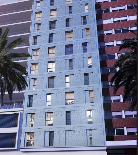 Moderno edificio de apartamentos en una zona urbana con palmeras, arquitectura contemporánea, fachada de estilo minimalista, ambiente residencial urbano, Horus Real Estate Agency.